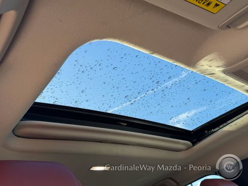 Certified 2025 MAZDA CX-30 AWD 2.5 S w/ Preferred Package image 12