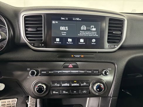 Used 2022 Kia Sportage Nightfall Edition image 16