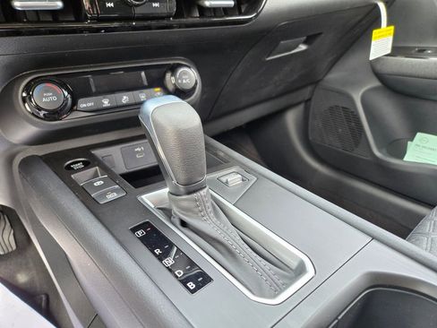 New 2026 Nissan Kicks SV image 8