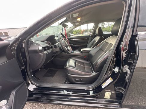Used 2023 Nissan Altima 2.5 SR FWD image 10