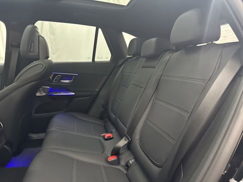 Used 2026 Mercedes-Benz GLC 300 GLC 300 image 19