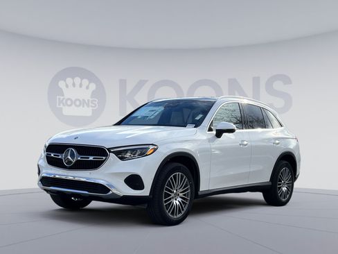 Used 2026 Mercedes-Benz GLC 300 4MATIC image 1