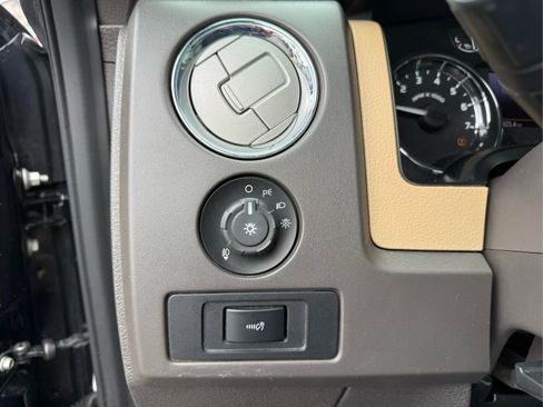 Used 2012 Ford F150 XLT w/ XLT Chrome Pkg AWD/4WD image 27