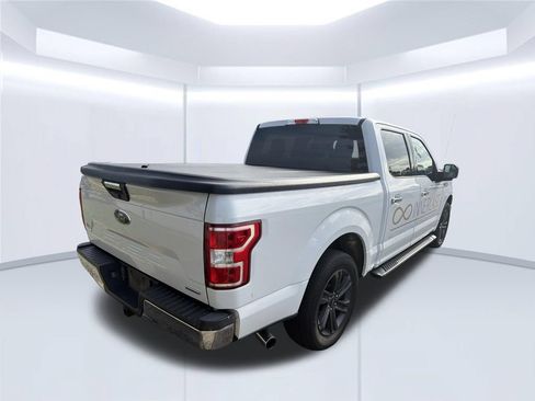 Used 2018 Ford F150 XLT w/ Equipment Group 301A Mid RWD image 3