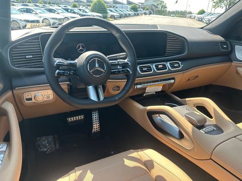 New 2026 Mercedes-Benz GLS 450 4MATIC image 27