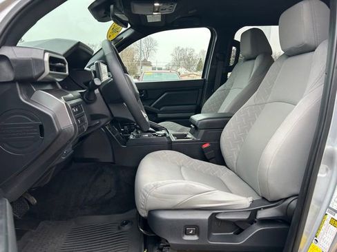 Used 2025 Toyota Tacoma SR5 image 25
