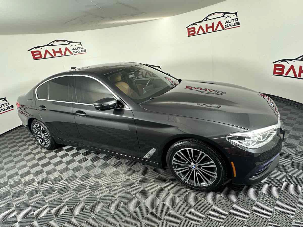 Used 2019 BMW 540i w/ Premium Package RWD image 12