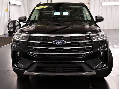 Used 2025 Ford Explorer Active w/ Active Comfort Package