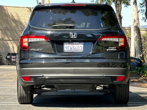 Used 2022 Honda Pilot Sport image 7