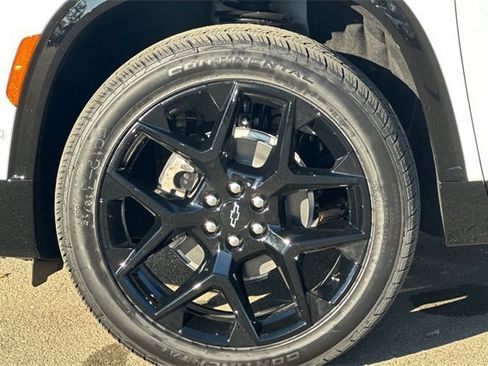 New 2026 Chevrolet Traverse RS image 39