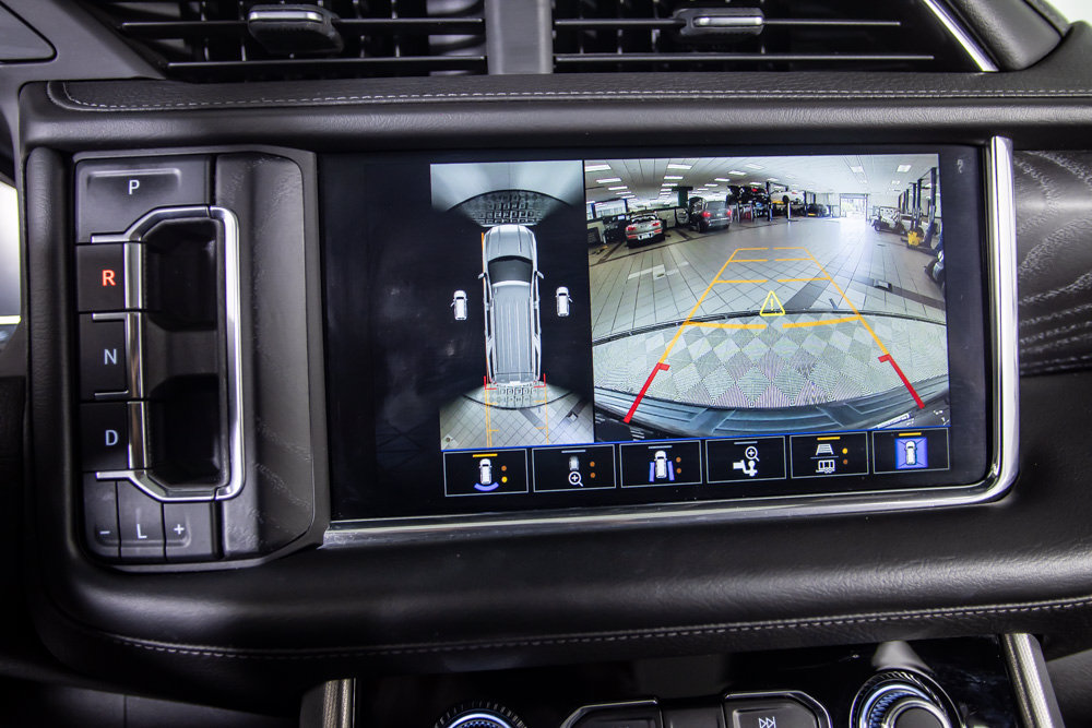 Used 2023 GMC Yukon Denali AWD/4WD image 27