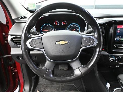 Used 2021 Chevrolet Traverse LT FWD image 24