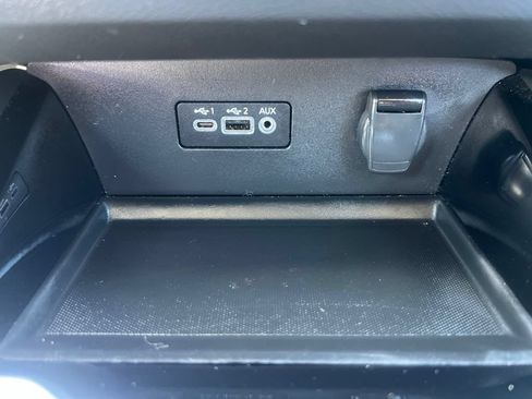 Used 2025 Nissan Altima 2.5 SR FWD image 64