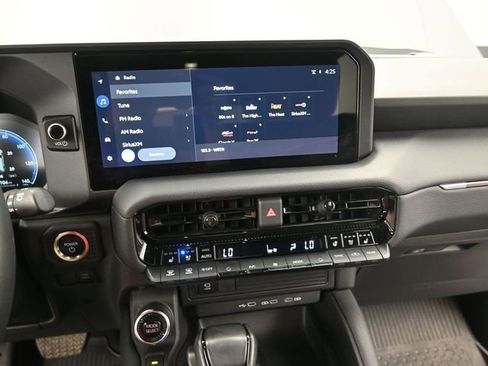 Used 2024 Toyota Land Cruiser image 8