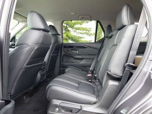 New 2025 Honda Pilot EX-L image 29