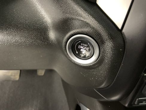 Used 2021 Chevrolet Silverado 1500 LT Trail Boss w/ Convenience Package II image 33