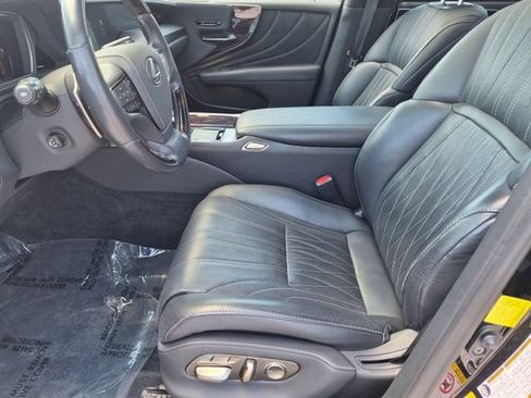 Used 2018 Lexus LS 500 AWD w/ Luxury Package image 9