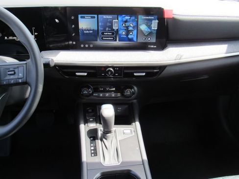 New 2026 Nissan Kicks SV w/ Charging Package FWD image 13