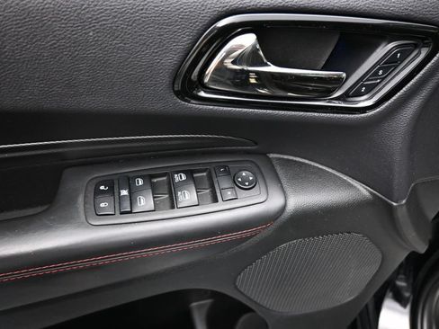 Used 2023 Dodge Durango R/T AWD/4WD image 11