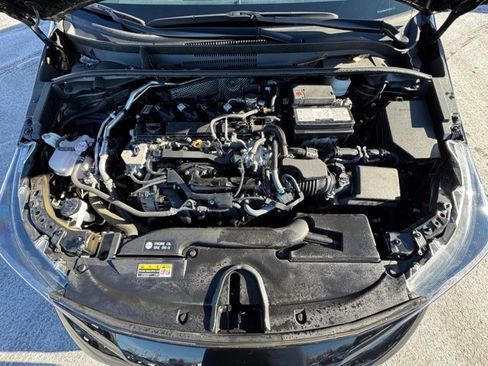 Certified 2023 Toyota Corolla LE image 28