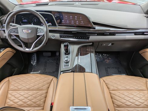 Certified 2023 Cadillac Escalade Premium Luxury RWD image 13