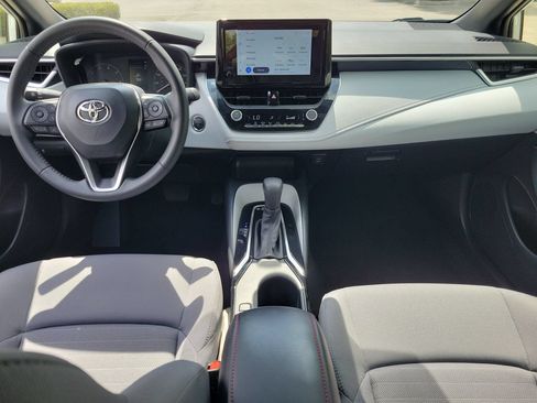 Used 2025 Toyota Corolla SE FWD image 11