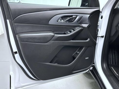 Used 2021 Chevrolet Traverse Premier w/ Redline Edition AWD/4WD image 9