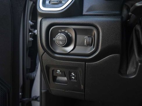 Used 2022 RAM 1500 Lone Star image 24
