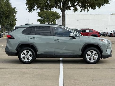 Certified 2019 Toyota RAV4 XLE FWD image 3