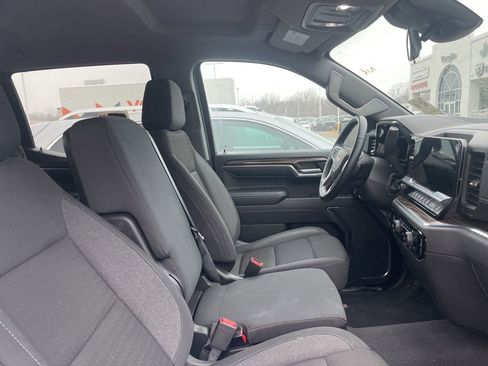 Used 2024 Chevrolet Silverado 1500 LT image 14