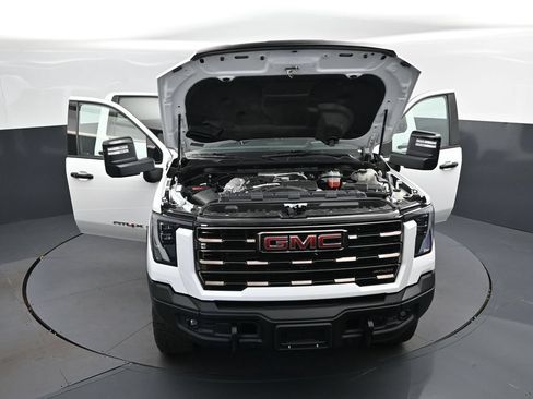 Used 2024 GMC Sierra 2500 AT4X w/ AT4X AEV Edition AWD/4WD image 54