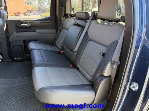 Used 2023 Chevrolet Silverado 1500 ZR2 w/ ZR2 Bison Edition image 24