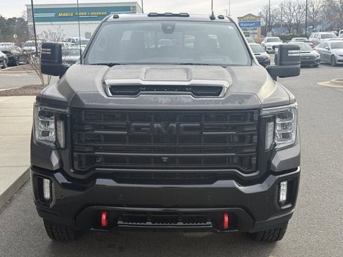 Used 2020 GMC Sierra 2500 AT4 w/ AT4 Premium Package image 9