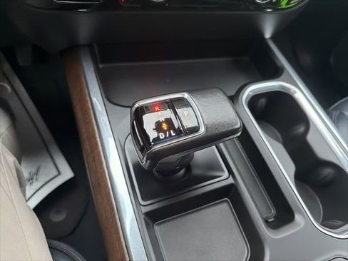 Certified 2022 Chevrolet Silverado 1500 High Country image 39