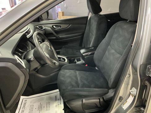 Used 2016 Nissan Rogue S AWD/4WD image 11