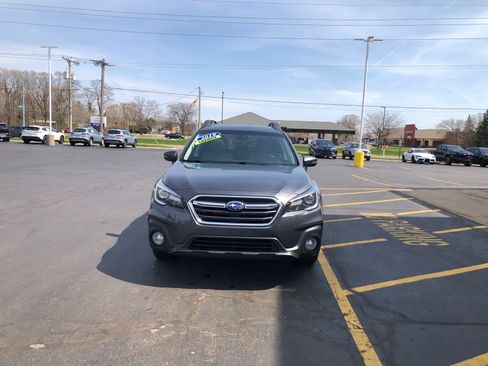 Used 2019 Subaru Outback 2.5i Limited AWD/4WD image 5