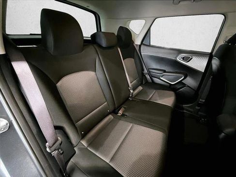 Used 2024 Kia Soul LX FWD image 29