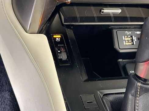 Used 2020 Lexus GX 460 Premium image 20