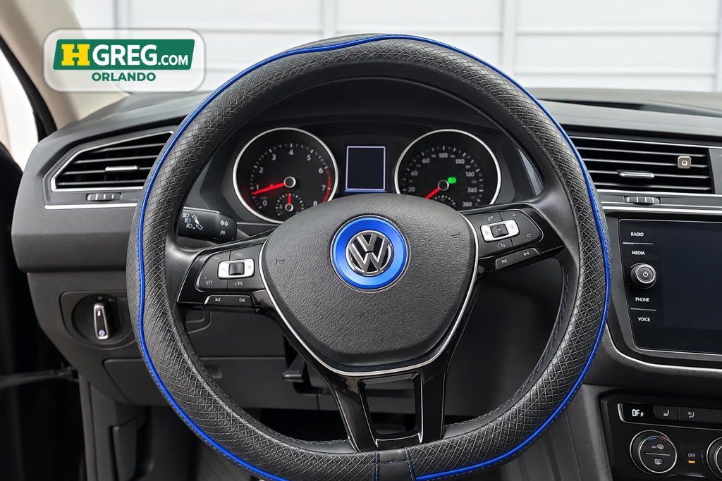 Used 2018 Volkswagen Tiguan SE FWD image 12