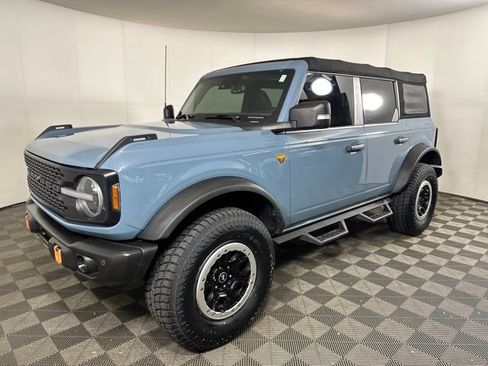 Used 2022 Ford Bronco Badlands w/ Sasquatch Package image 7