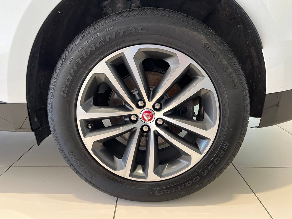Used 2021 Jaguar F-PACE S AWD/4WD image 18