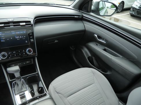 Used 2023 Hyundai Santa Cruz SEL w/ Activity Package AWD/4WD image 11