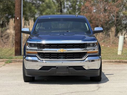 Used 2018 Chevrolet Silverado 1500 LT w/ Trailering Package image 4
