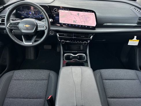 New 2026 Chevrolet Traverse LT image 13