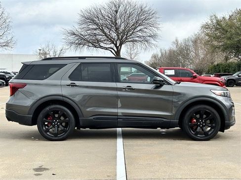 Used 2020 Ford Explorer ST w/ ST Street Pack image 3