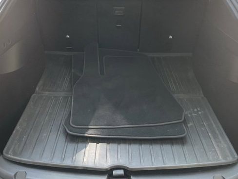 Used 2021 Tesla Model Y Long Range image 17