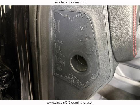 Used 2022 Ford Expedition Max Limited image 24