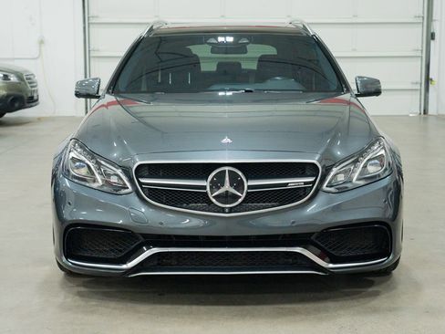 Used 2014 Mercedes-Benz E 63 AMG S-Model w/ Driver Assistance Package image 2