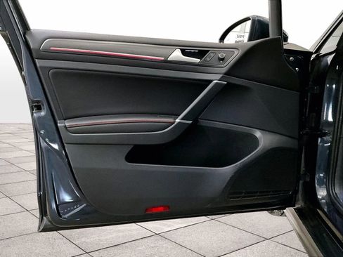 Used 2019 Volkswagen GTI S image 22