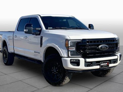 Used 2022 Ford F250 Lariat w/ Tremor Off-Road Package AWD/4WD image 3